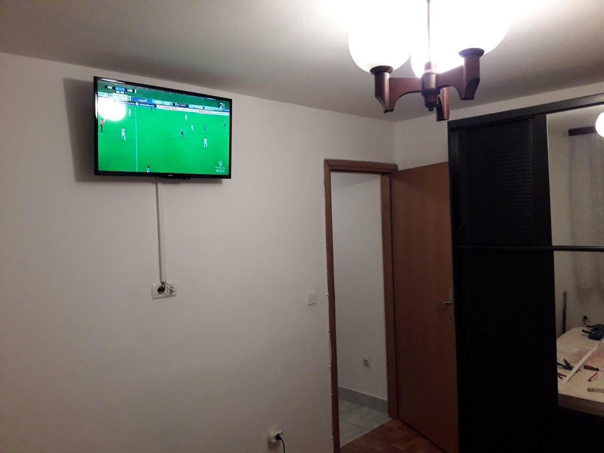 Apartment Apartments Zambratija
